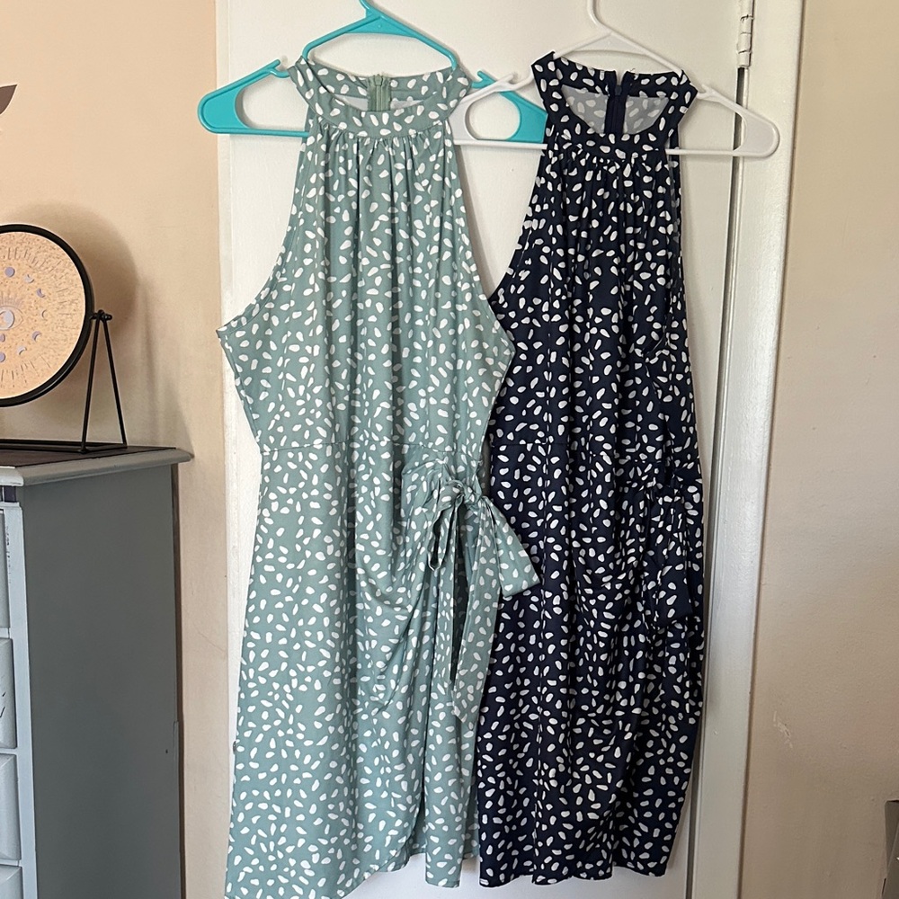 Sleeveless Patterned Dresses in Green and Navy
